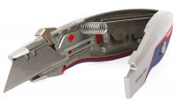 Быстрооткрывающийся строительный нож WORKPRO WP213011